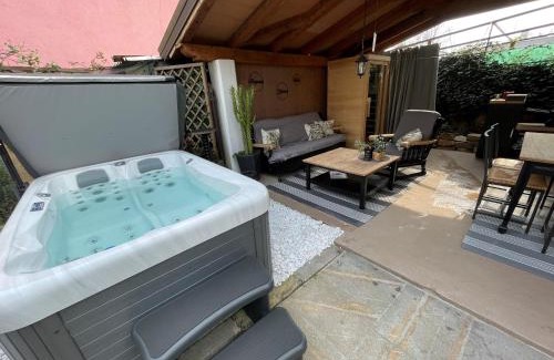 Izola Villa | Villa Noa jacuzzi & sauna