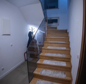 Brezovice Villa | Villa Noari, Brezovice.