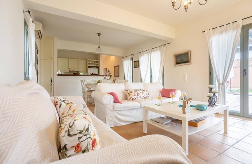 Mousata Villa | Villa Nora - Two Bedroom Villa, Sleeps 4