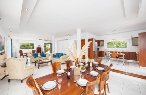 Kinopiastes Villa | Villa Noulia - Four Bedroom Villa, Sleeps 10