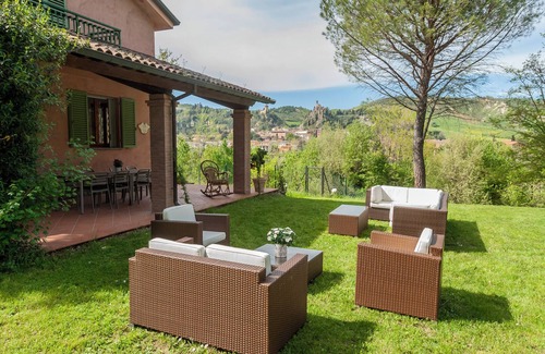 Brisighella Villa | Villa of the roses Brisighella