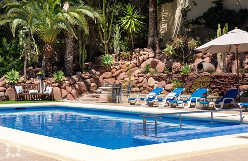 La Sabatera Villa | Villa OHANA by Abahana Villas