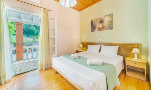 Agios Spyridon Corfu Villa | Villa Olive Grove and sea view