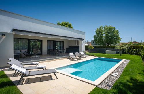 Filipini Villa | Villa Olive