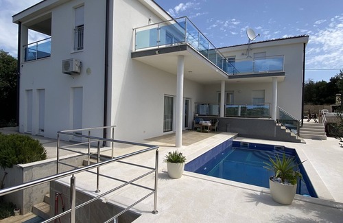 Vinisce Apartment | Villa Oliwa