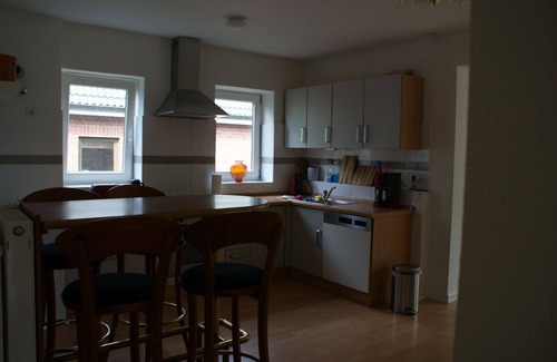 Molfsee Apartment | Villa on the hillside just outside Kiel - 900 m to the city limits!