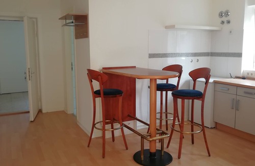 Molfsee Apartment | Villa on the hillside just outside Kiel - 900 m to the city limits!