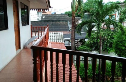 Wua Lai Hotel | Villa Oranje Chiang Mai