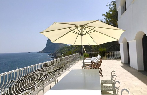 Bagheria Villa | Villa Orizzonte - Luxury property - 180 ° sea view, private access to the sea