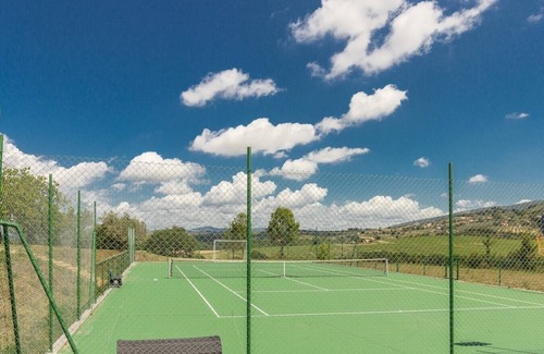 Guardea Villa | Villa Orvieto - private villa with tennis and pool