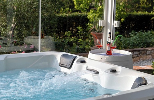 Gambassi Terme Villa | Villa Osservatorio for up to 11 with private pool, 15mins to San Gimignano