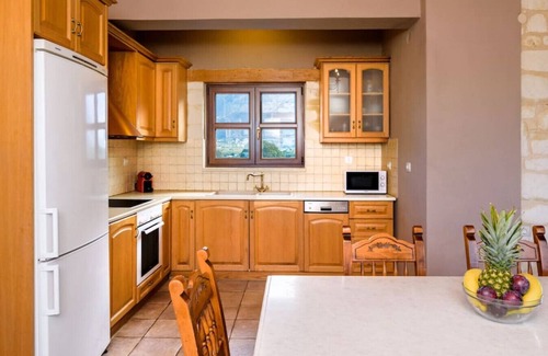 Asprouliani Villa | Villa Ostria near Georgioupolis - 3BD 2BA