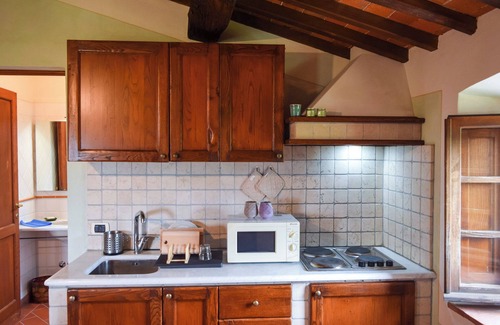 Pistoia Apartment | Villa Pacinotti - Appartamento La Salvia - Storia e Natura in Toscana