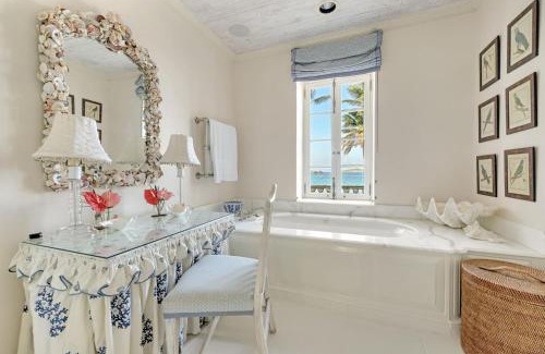 Mustique Island Apartment | Villa Palm Beach - Luxury Property on Mustique Island