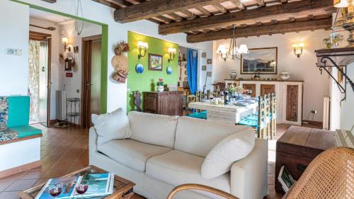 Loreto Villa | Villa Paola 6, Emma Villas