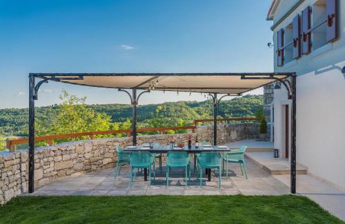 Pican Villa | Villa Paola