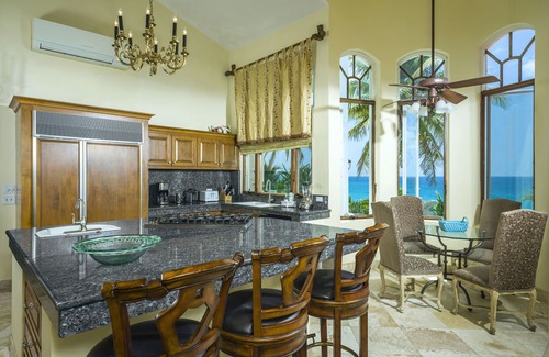 Rancho Cerro Colorado Villa | Villa Paraiso Beach front nOn the private Palmilla Beach. 6 bedrooms, sleeps 14