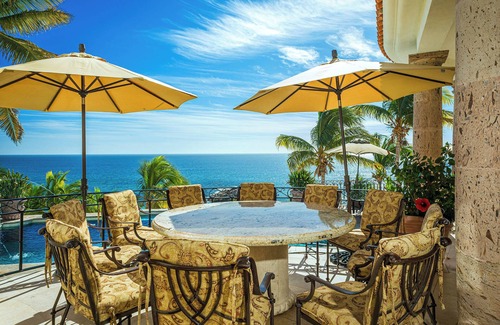 Rancho Cerro Colorado Villa | Villa Paraiso Beach front nOn the private Palmilla Beach. 6 bedrooms, sleeps 14