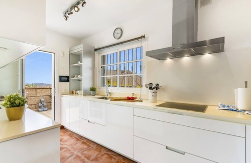 Chayofa Villa | Villa Paris by Villa Plus