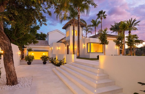 Marbella Villa | Villa Paris, Frontline Golf, Nueva Andalucia, Spain
