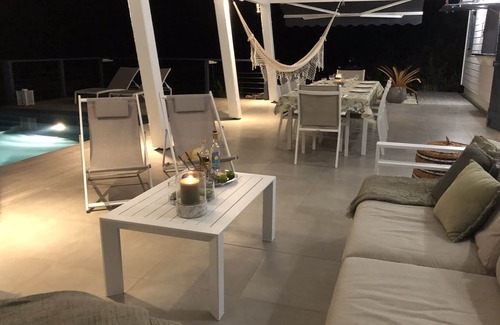 Grand-Bourg Villa | Villa Paruline with infinity pool and large terrace