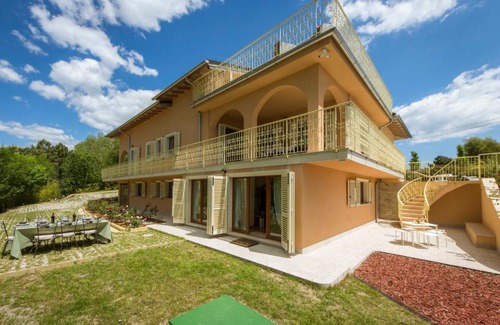 Massarosa Villa | Villa Pedona