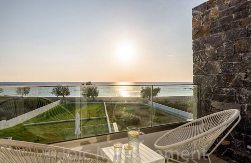 Fragkokastello Villa | Villa Pelagia - Sea Front Villa Pelagia