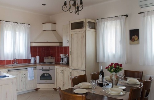 Plateies Villa | Villa Penelope, Boundless Sea and Mountain Views With Private Swimming Pool
