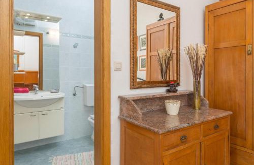 Sveta Nedjelja Apartment | Villa Perka