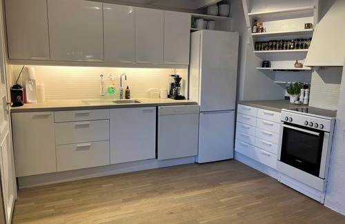 Stavanger House | Villa Petite: Charming Charming with beautiful view