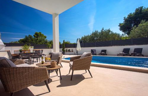 Kastel Stafilic Villa | Villa Petra