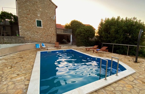 Dol Villa | Villa Pharos