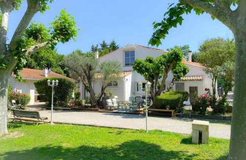 Lattes House | Villa Piscine Chauffée Jacuzzi Lattes Proche Montpellier et Plages