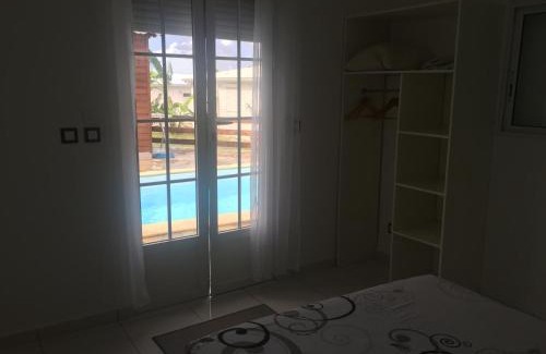 Saint-Louis Villa | Villa piscine Ribourgeon