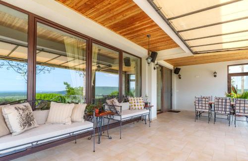 Osenovo Villa | Villa Poemia