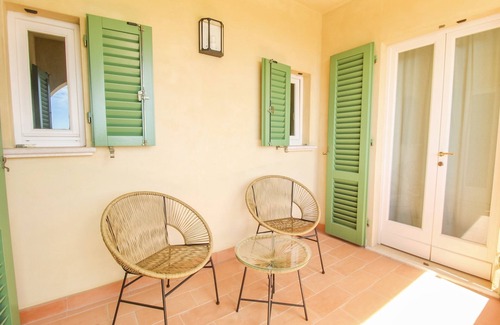 Margine Coperta-Traversagna Villa | Villa Poggio Scalette: Elegance meets Comfort amidst ancient olive trees