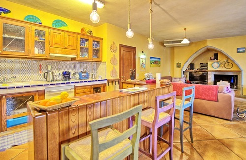 Lucignano Villa | Villa Poggiospinoso - Holiday Country villa with swimming pool in Lucignano, Valdichiana, Tuscany