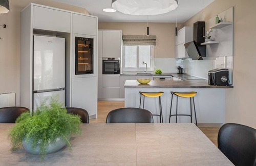 Mimice Villa | Villa Polly - Four Bedroom Villa, Sleeps 8