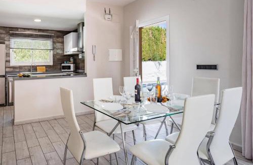 Beniarbeig Villa | Villa Pomera Tres by Villa Plus