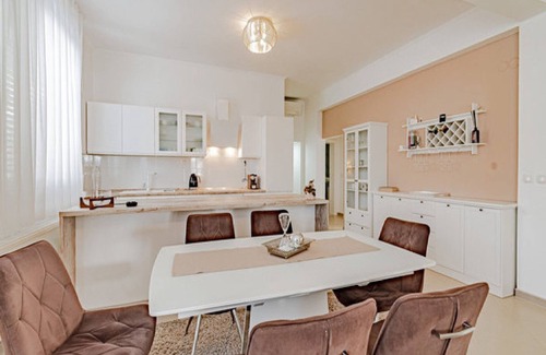 Kuciste Villa | Villa Ponar with Swimming Pool