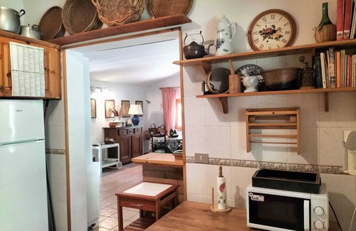 Torri in Sabina House | Villa + private pool on Lazio/Umbria border, WiFi, huge garden, beautiful views