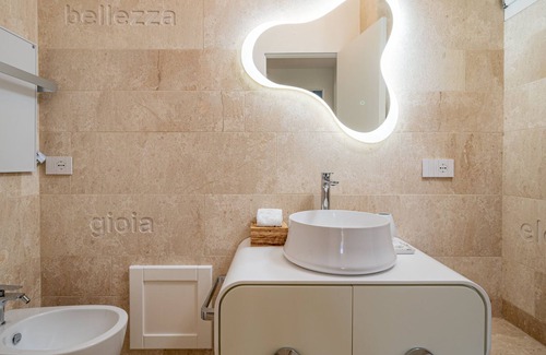 Puntaldia Apartment | Villa Puntaldia White