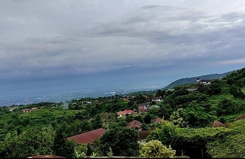 Tretes Hotel | Villa Raung Indah Tretes