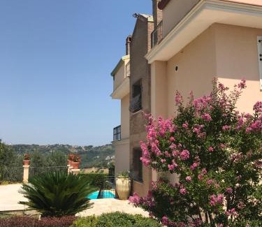 Spoltore Apartment | Villa Rosa
