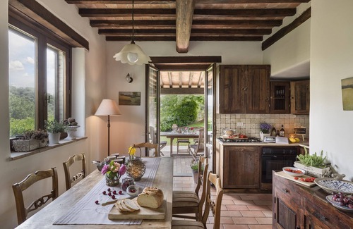 Todi Villa | Villa Rosaspina from 1700's. Private pool, Air-conditioning, Jacuzzi, DSL/Wi-Fi