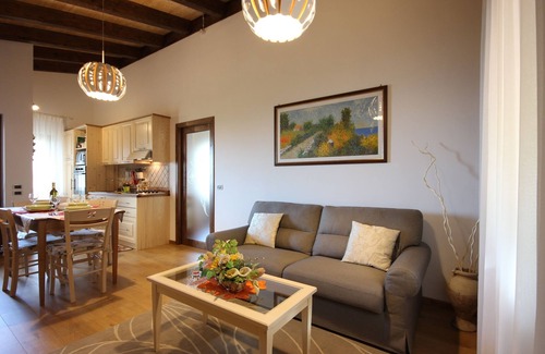 Laureana Cilento Villa | Villa Rosi - Two-room apartment with swimming pool