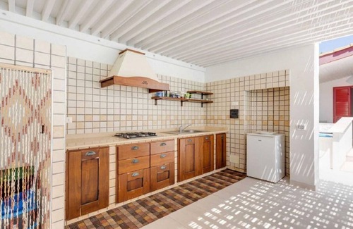 Santa Maria del Focallo Villa | Villa 'Rosimeli' close to the Beach with Pool & Wi-Fi