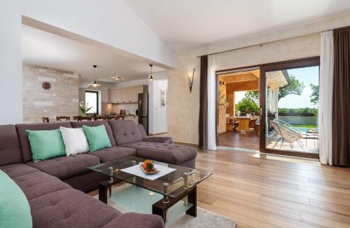 Flengi Villa | Villa Rotonda
