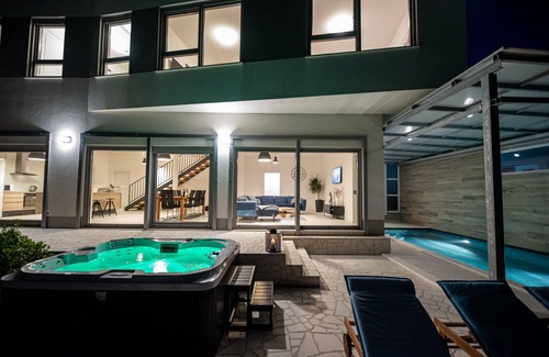 Municipality of Posedarje Villa | Villa Royal Blue with Heated Pool