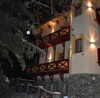 Tatranska Kotlina Apartment | Villa Rusalka